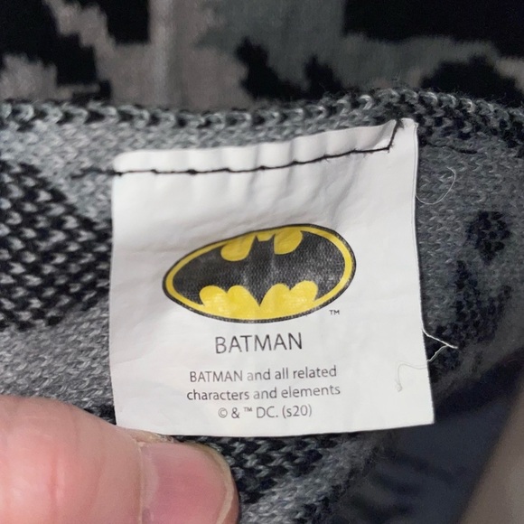 Black and Gray Batman Camouflage Scarf - Picture 2 of 3